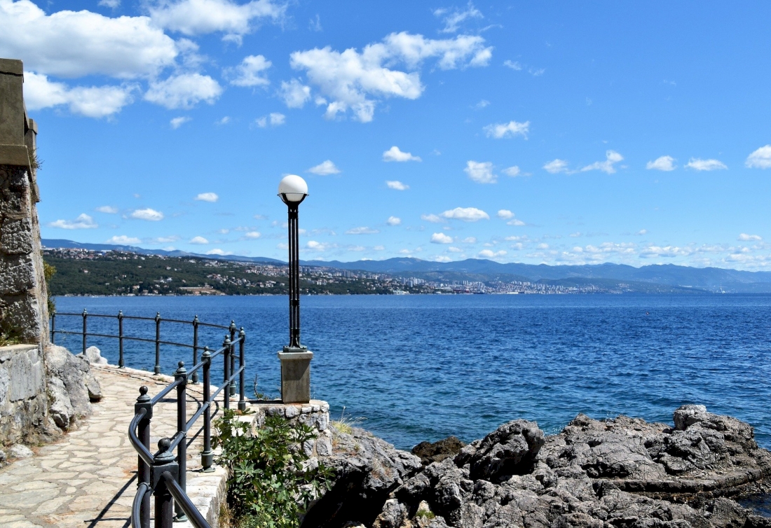 Luxury penthouse with private pool and roof terrace - Opatija Riviera