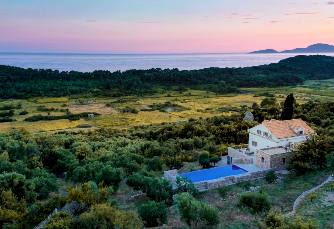 Mediteranska vila s nesmetanim panoramskim pogledom na more - Otok Šipan 