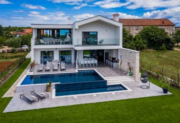 Modern villa with pool - Poreč, Istria